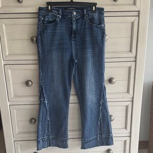 Liverpool LA Medium Blue Flare Cropped Frayed Jeans